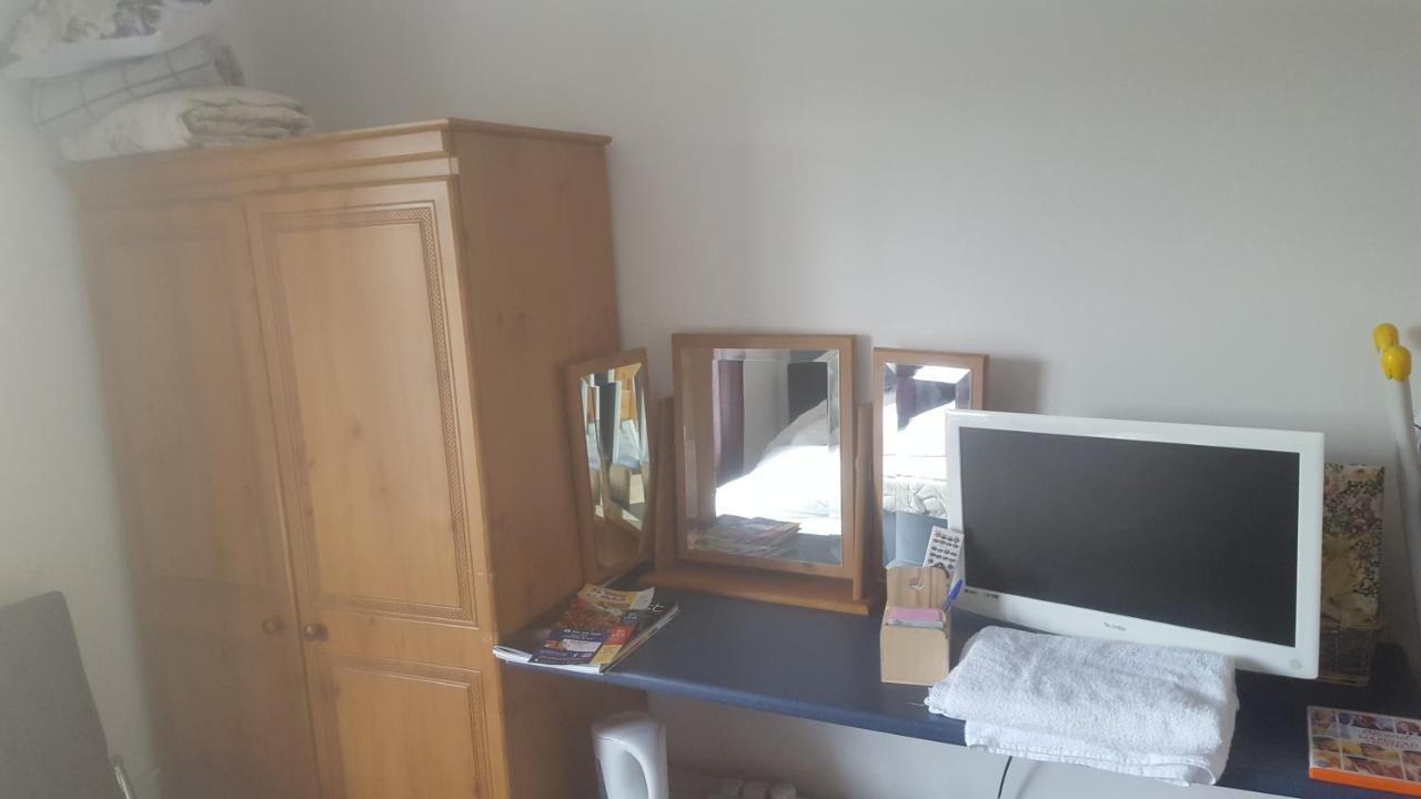Pat'S Place Daire Ballaghaderreen Dış mekan fotoğraf